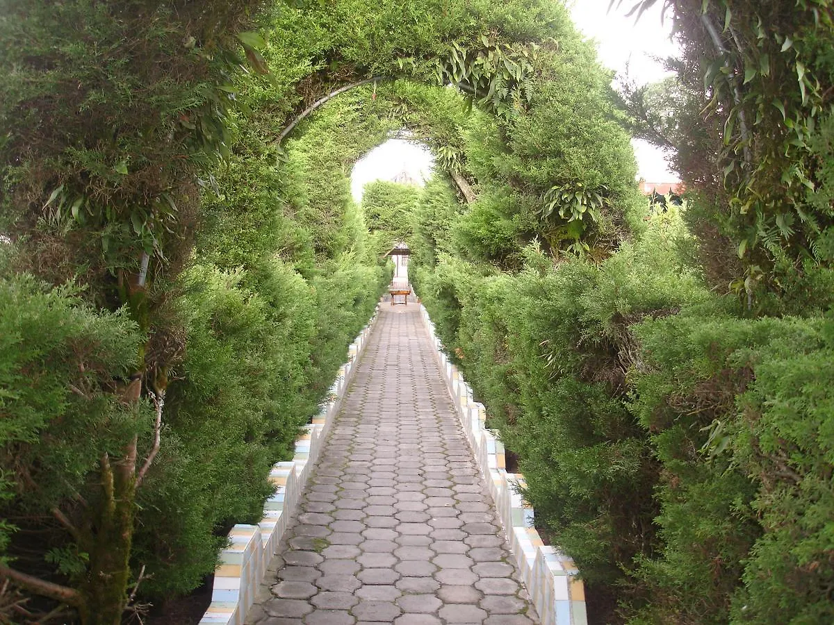 Hosteria Castillo Del Valle Quito Hotel